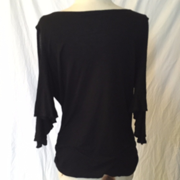 🖤 Cold Shoulder, Hot Look 🖤 Black Cold Shoulder Top – Size L 😏🔥💃 - Picture 5 of 8